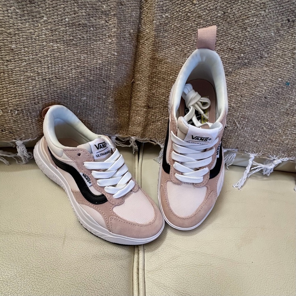 Vans Ultrarange Shoes